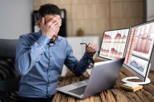 क्या Direct Stock Investing हर किसी के लिए सही है?